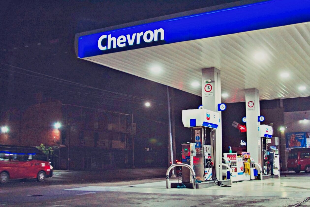 Trump Revokes Chevron’s Venezuela License, Citing Electoral Failures ...