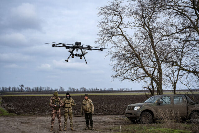 0618 NDRONES LEDE